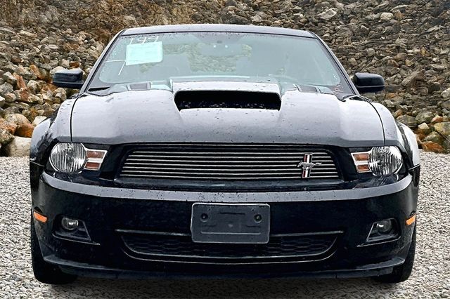 2012 Ford Mustang V6 Premium