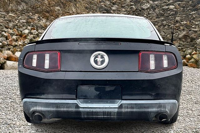 2012 Ford Mustang V6 Premium