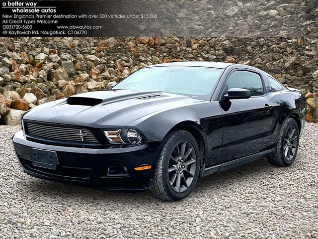 2012 Ford Mustang V6 Premium | Naugatuck, Connecticut | A Better Way Wholesale Autos-CT