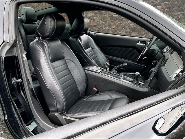 2012 Ford Mustang V6 Premium