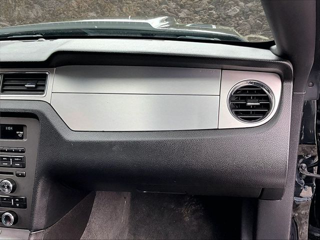 2012 Ford Mustang V6 Premium