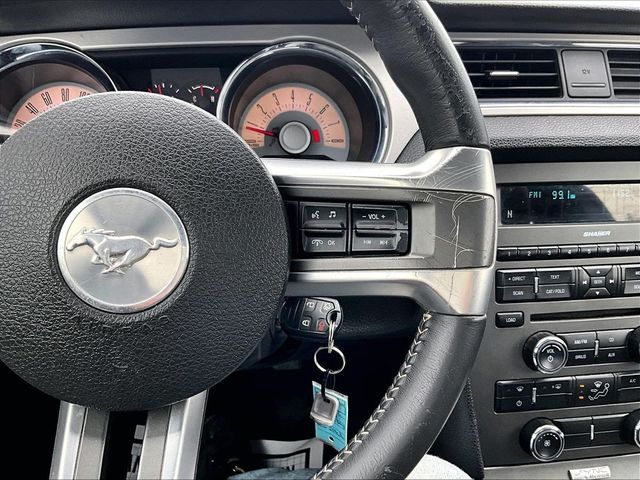 2012 Ford Mustang V6 Premium