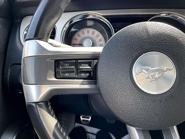 2012 Ford Mustang V6 Premium