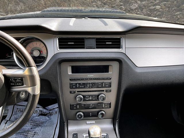 2012 Ford Mustang V6 Premium