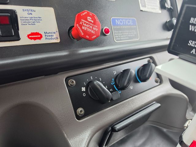 2012 Freightliner M2 ALTEC AT40C PLACER CABLE TRUCK CABLE PLACER ALTEC BUCKET TRUCK | Irving, TX | Pinnacle Trucks Dallas 2012 Freightliner M2 ALTEC AT40C PLACER CABLE TRUCK CABLE PLACER ALTEC BUCKET TRUCK | Irving, TX | Pinnacle Trucks Dallas