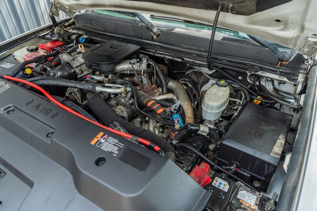 2012 GMC Sierra 2500HD SLT CREW CAB Z71 / DURAMAX DIESEL 4X4 W/ UPGRADES | Austin, TX | Rocky Mountain Truck Stop Austin 2012 GMC Sierra 2500HD SLT CREW CAB Z71 / DURAMAX DIESEL 4X4 W/ UPGRADES | Austin, TX | Rocky Mountain Truck Stop Austin