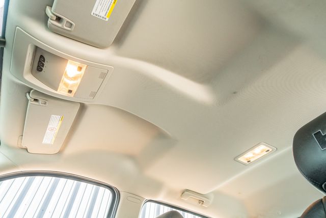 2012 GMC Sierra 2500HD SLT CREW CAB Z71 / DURAMAX DIESEL 4X4 W/ UPGRADES | Austin, TX | Rocky Mountain Truck Stop Austin 2012 GMC Sierra 2500HD SLT CREW CAB Z71 / DURAMAX DIESEL 4X4 W/ UPGRADES | Austin, TX | Rocky Mountain Truck Stop Austin