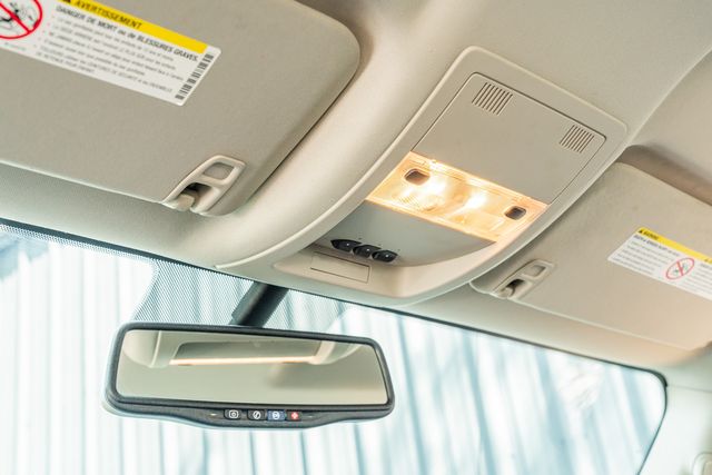 2012 GMC Sierra 2500HD SLT CREW CAB Z71 / DURAMAX DIESEL 4X4 W/ UPGRADES | Austin, TX | Rocky Mountain Truck Stop Austin 2012 GMC Sierra 2500HD SLT CREW CAB Z71 / DURAMAX DIESEL 4X4 W/ UPGRADES | Austin, TX | Rocky Mountain Truck Stop Austin