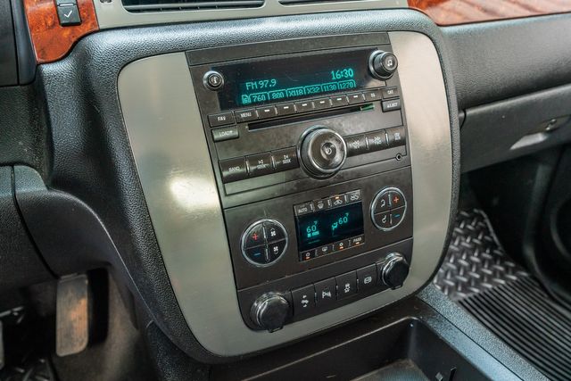 2012 GMC Sierra 2500HD SLT CREW CAB Z71 / DURAMAX DIESEL 4X4 W/ UPGRADES | Austin, TX | Rocky Mountain Truck Stop Austin 2012 GMC Sierra 2500HD SLT CREW CAB Z71 / DURAMAX DIESEL 4X4 W/ UPGRADES | Austin, TX | Rocky Mountain Truck Stop Austin