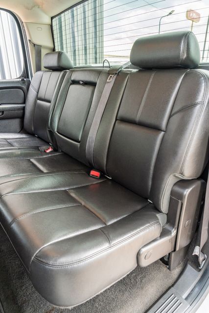 2012 GMC Sierra 2500HD SLT CREW CAB Z71 / DURAMAX DIESEL 4X4 W/ UPGRADES | Austin, TX | Rocky Mountain Truck Stop Austin 2012 GMC Sierra 2500HD SLT CREW CAB Z71 / DURAMAX DIESEL 4X4 W/ UPGRADES | Austin, TX | Rocky Mountain Truck Stop Austin