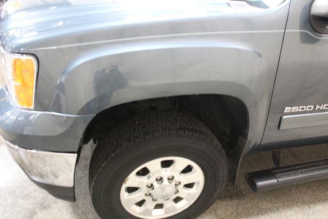 2012 GMC Sierra 2500HD diesel 4x4 SLE | Roscoe, IL | Autoland Outlets 2012 GMC Sierra 2500HD diesel 4x4 SLE | Roscoe, IL | Autoland Outlets