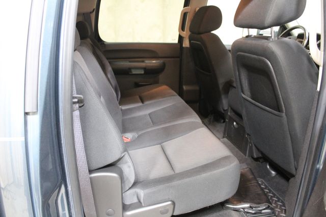 2012 GMC Sierra 2500HD diesel 4x4 SLE | Roscoe, IL | Autoland Outlets 2012 GMC Sierra 2500HD diesel 4x4 SLE | Roscoe, IL | Autoland Outlets