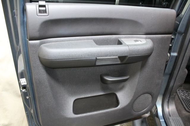 2012 GMC Sierra 2500HD diesel 4x4 SLE | Roscoe, IL | Autoland Outlets 2012 GMC Sierra 2500HD diesel 4x4 SLE | Roscoe, IL | Autoland Outlets