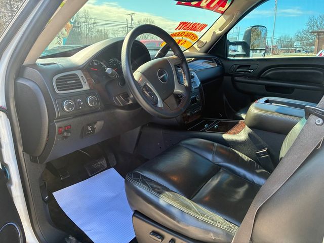 2012 GMC Sierra 2500HD Denali CREW 4X4 | Ontario, OH | New Haven Auto Sales 2012 GMC Sierra 2500HD Denali CREW 4X4 | Ontario, OH | New Haven Auto Sales