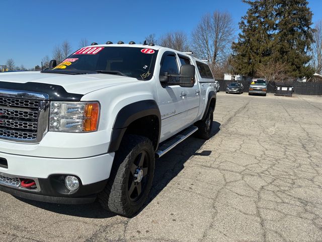 2012 GMC Sierra 2500HD Denali CREW 4X4 | Ontario, OH | New Haven Auto Sales