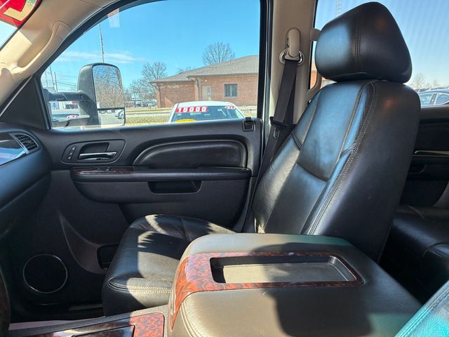 2012 GMC Sierra 2500HD Denali CREW 4X4 | Ontario, OH | New Haven Auto Sales