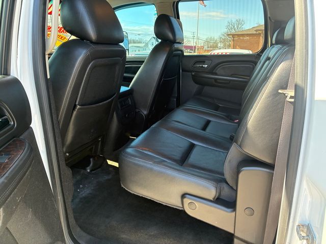 2012 GMC Sierra 2500HD Denali CREW 4X4 | Ontario, OH | New Haven Auto Sales