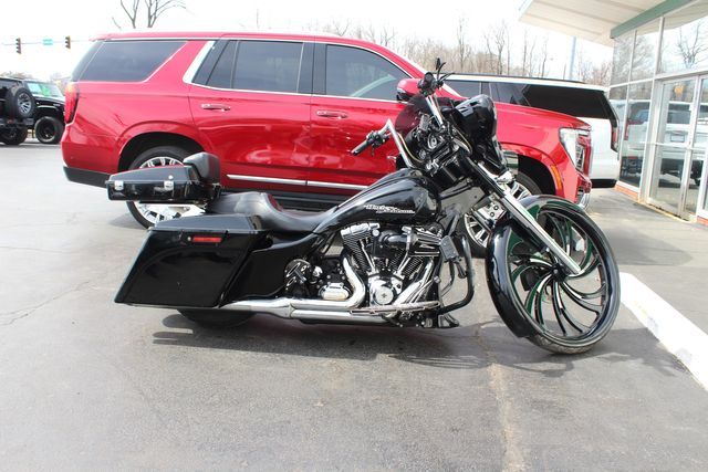 2012 Harley-Davidson Street Glide Custom | Granite City, Illinois | MasterCars Company Inc.