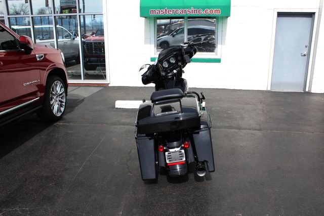 2012 Harley-Davidson Street Glide Custom | Granite City, Illinois | MasterCars Company Inc. 2012 Harley-Davidson Street Glide Custom | Granite City, Illinois | MasterCars Company Inc.