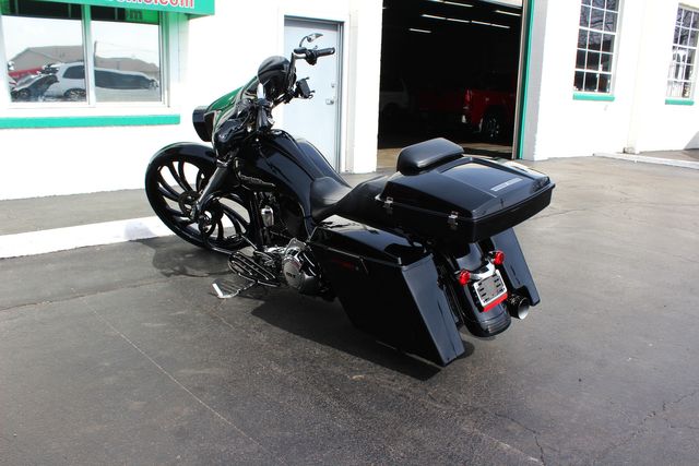 2012 Harley-Davidson Street Glide Custom | Granite City, Illinois | MasterCars Company Inc.