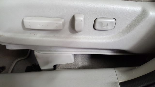 2012 Honda CR-V EX-L w/Navi | Carrollton, TX | Legend Motorcars of Carrollton 2012 Honda CR-V EX-L w/Navi | Carrollton, TX | Legend Motorcars of Carrollton