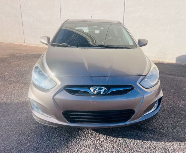 2012 Hyundai Accent SE | Lubbock, TX | Chaparral Motors - Lubbock 2012 Hyundai Accent SE | Lubbock, TX | Chaparral Motors - Lubbock