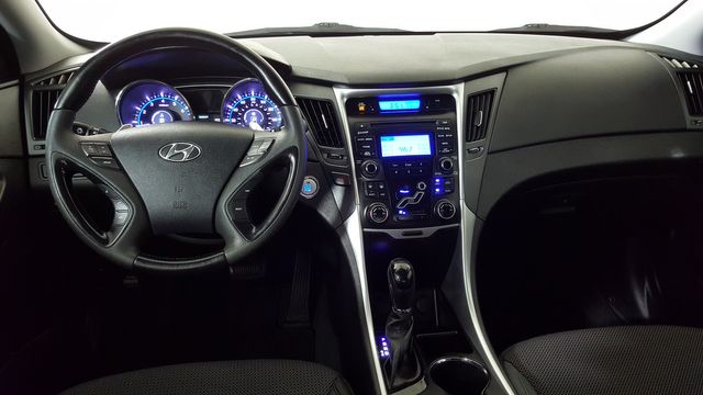 2012 Hyundai SONATA SE 2.0T | Carrollton, TX | Legend Motorcars of Carrollton 2012 Hyundai SONATA SE 2.0T | Carrollton, TX | Legend Motorcars of Carrollton