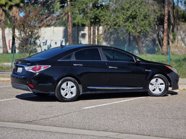 2012 Hyundai SONATA Hybrid Base 2012 Hyundai SONATA Hybrid Base