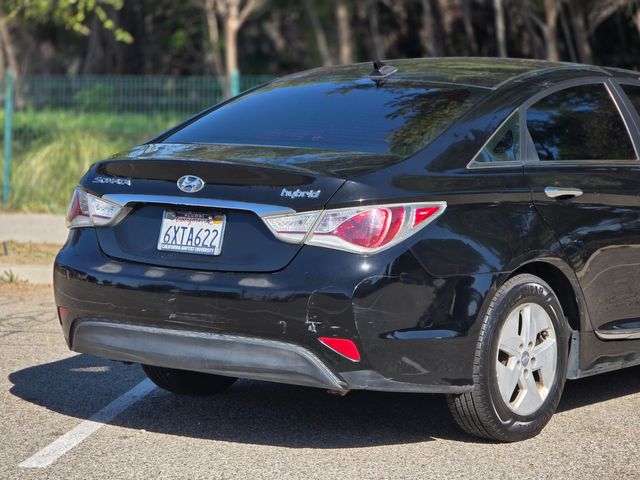 2012 Hyundai SONATA Hybrid Base 2012 Hyundai SONATA Hybrid Base