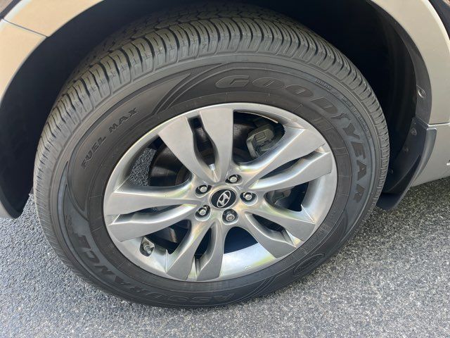 2012 Hyundai Veracruz Limited AWD 3rd Row Imports and More Inc 2012 Hyundai Veracruz Limited AWD 3rd Row Imports and More Inc
