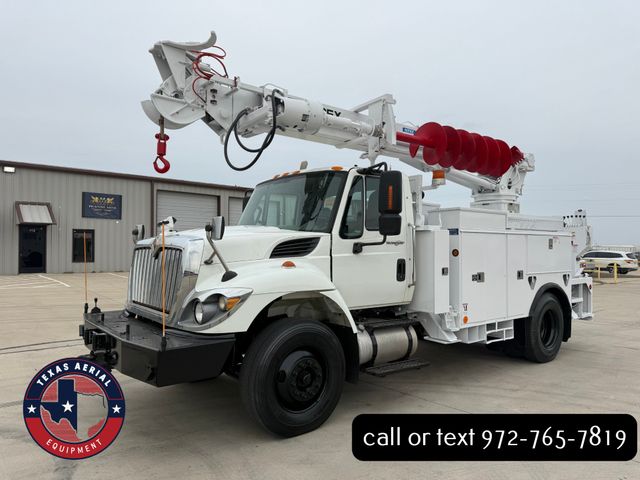 2012 International 7400 Digger Derrick