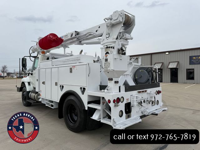 2012 International 7400 Digger Derrick