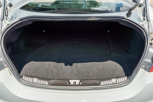 2012 Jaguar XF Portfolio / CLEAN CARFAX / LOADED | Austin, TX | Rocky Mountain Truck Stop Austin 2012 Jaguar XF Portfolio / CLEAN CARFAX / LOADED | Austin, TX | Rocky Mountain Truck Stop Austin