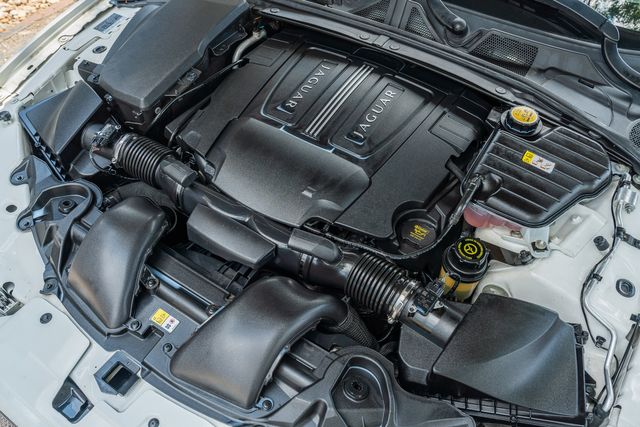 2012 Jaguar XF Portfolio / CLEAN CARFAX / LOADED | Austin, TX | Rocky Mountain Truck Stop Austin 2012 Jaguar XF Portfolio / CLEAN CARFAX / LOADED | Austin, TX | Rocky Mountain Truck Stop Austin