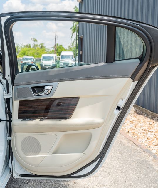 2012 Jaguar XF Portfolio / CLEAN CARFAX / LOADED | Austin, TX | Rocky Mountain Truck Stop Austin 2012 Jaguar XF Portfolio / CLEAN CARFAX / LOADED | Austin, TX | Rocky Mountain Truck Stop Austin