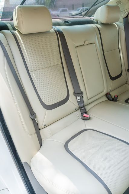 2012 Jaguar XF Portfolio / CLEAN CARFAX / LOADED | Austin, TX | Rocky Mountain Truck Stop Austin 2012 Jaguar XF Portfolio / CLEAN CARFAX / LOADED | Austin, TX | Rocky Mountain Truck Stop Austin