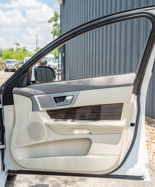 2012 Jaguar XF Portfolio / CLEAN CARFAX / LOADED | Austin, TX | Rocky Mountain Truck Stop Austin 2012 Jaguar XF Portfolio / CLEAN CARFAX / LOADED | Austin, TX | Rocky Mountain Truck Stop Austin