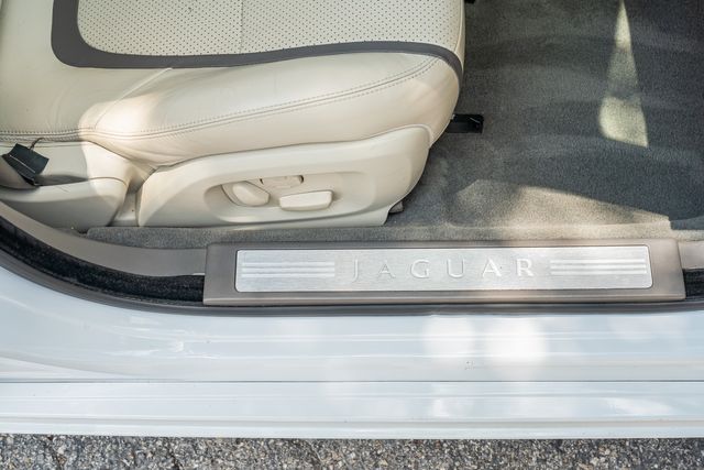 2012 Jaguar XF Portfolio / CLEAN CARFAX / LOADED | Austin, TX | Rocky Mountain Truck Stop Austin 2012 Jaguar XF Portfolio / CLEAN CARFAX / LOADED | Austin, TX | Rocky Mountain Truck Stop Austin