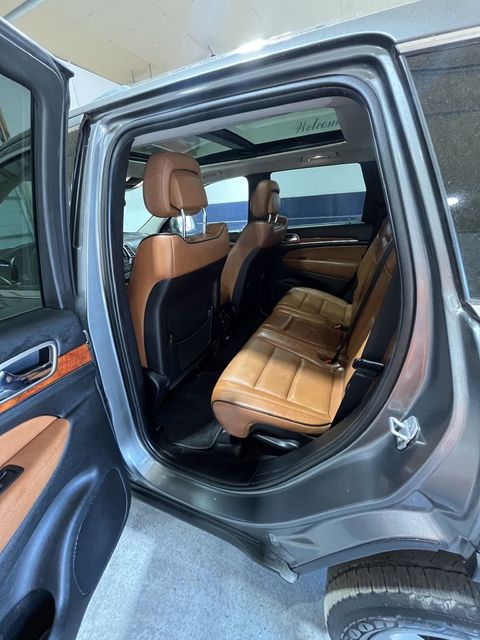 2012 Jeep Grand Cherokee OVERLAND | Annapolis, MD | Annapolis Public Auto Auction