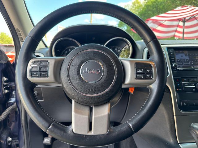 2012 Jeep Grand Cherokee LAREDO