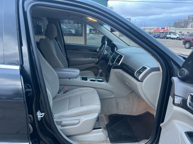 2012 Jeep Grand Cherokee Laredo | Dickinson, ND | Heiser Motors 2012 Jeep Grand Cherokee Laredo | Dickinson, ND | Heiser Motors