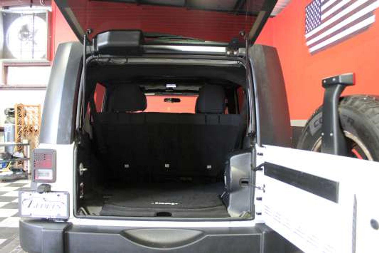 2012 Jeep Wrangler Unlimited Sport - 5