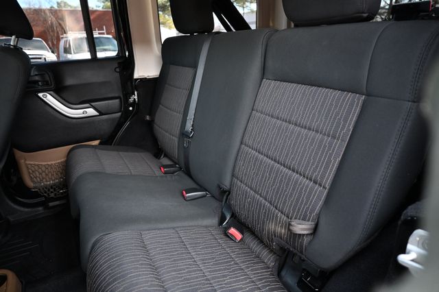 2012 Jeep Wrangler Unlimited Sahara