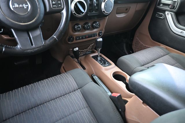 2012 Jeep Wrangler Unlimited Sahara