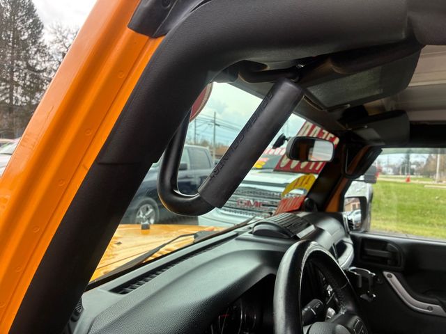 2012 Jeep Wrangler Unlimited Sahara 4X4 HARD TOP | Ontario, OH | New Haven Auto Sales 2012 Jeep Wrangler Unlimited Sahara 4X4 HARD TOP | Ontario, OH | New Haven Auto Sales