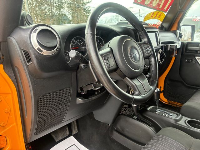 2012 Jeep Wrangler Unlimited Sahara 4X4 HARD TOP | Ontario, OH | New Haven Auto Sales