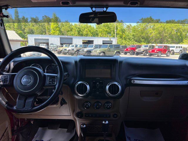 2012 Jeep Wrangler Unlimited Sahara