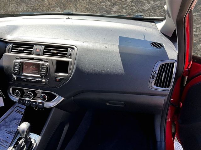 2012 Kia Rio 5-Door SX