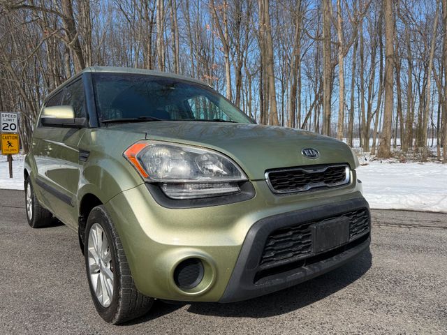 2012 Kia Soul +