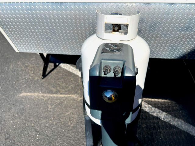 2012 Lance 1274 Travel Trailer 